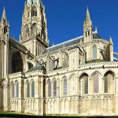 Bernières-sur-mer Chaleureux Appartement Bernières-sur-Mer