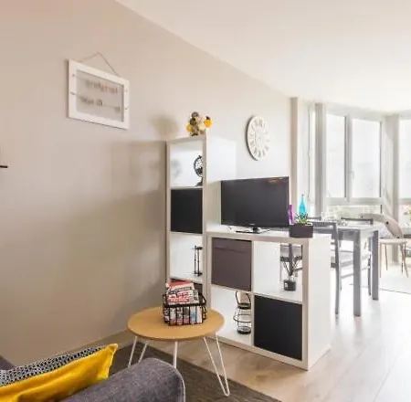 Bernières-sur-mer Chaleureux Appartement